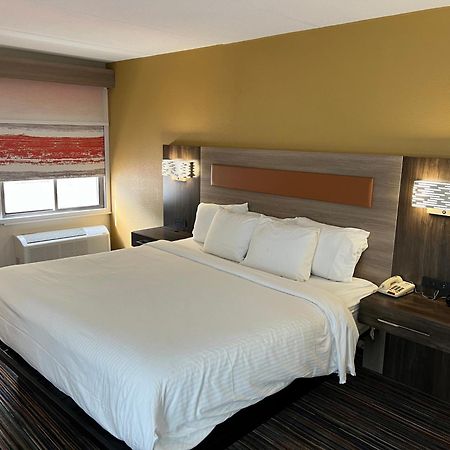 Rodeway Inn Little Falls Екстериор снимка