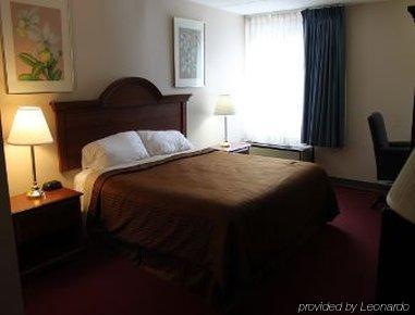 Rodeway Inn Little Falls Екстериор снимка