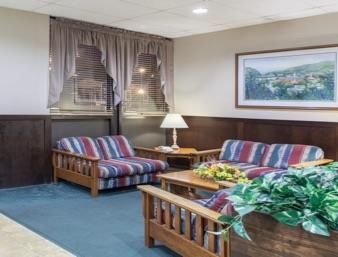Rodeway Inn Little Falls Интериор снимка