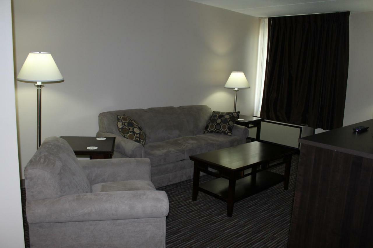 Rodeway Inn Little Falls Екстериор снимка